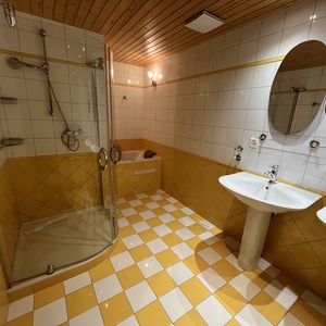 Square img 0595